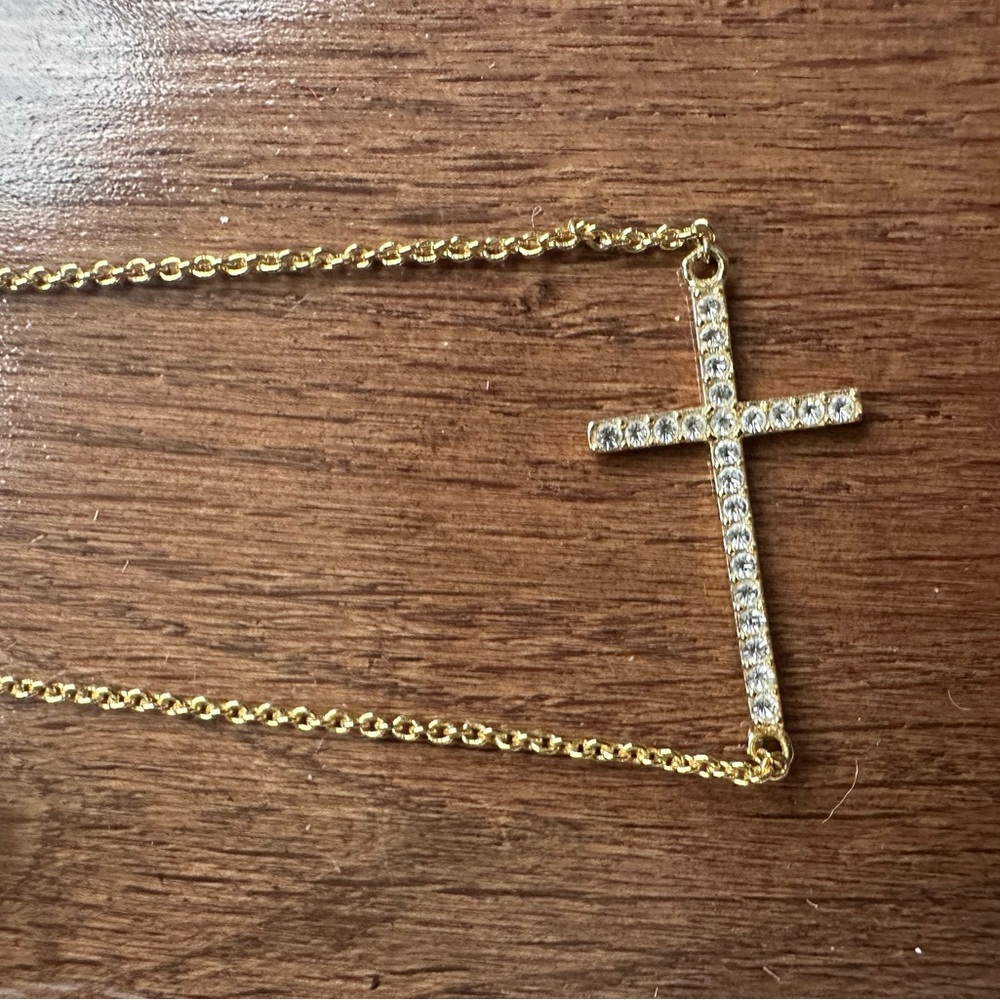 Elegant Gold Cross Necklace